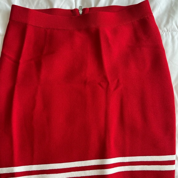 Guess Dresses & Skirts - Small red guess pencil skirt almost new